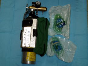 携帯型酸素吸入器