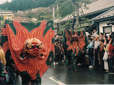 獅子舞の写真