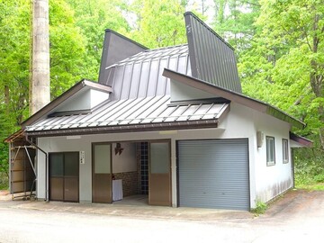 写真：高山市営荘川火葬場