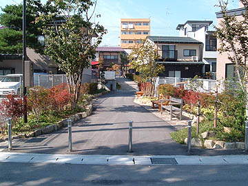 写真：七日町広場