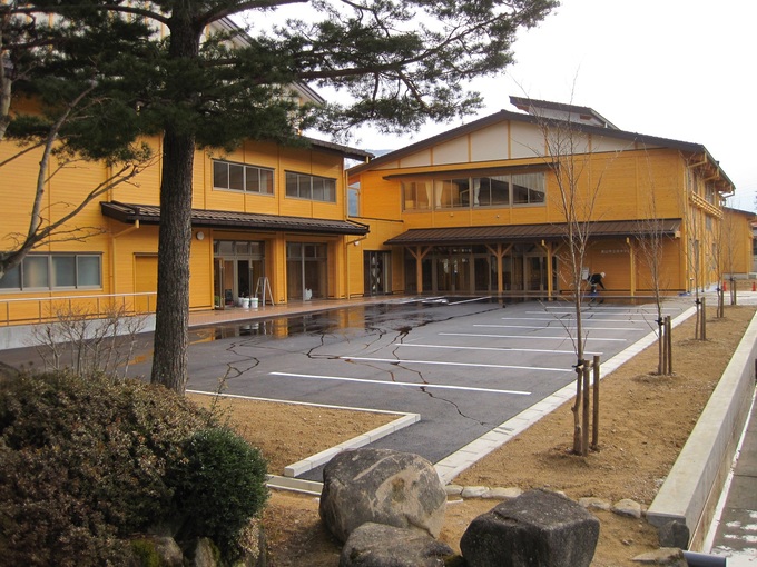 施設案内　宮中学校