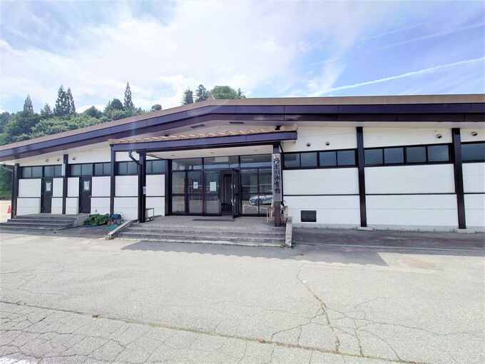 写真：丹生川体育館