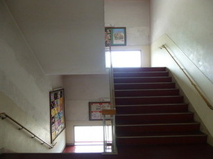 b_stairs