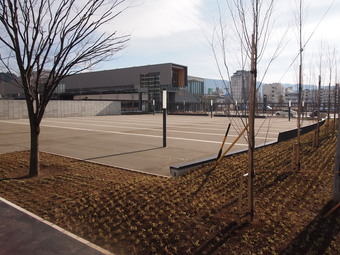 高山駅西交流広場2