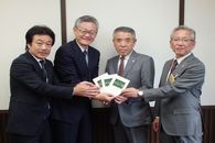 こども手帳贈呈式