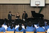 日枝中学校での国際ピアノ音楽祭