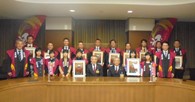 受賞報告のようす