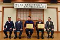 写真　「メイド・バイ飛騨高山認証産品」を製造されている皆さま