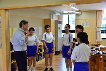 荘川さくら学園訪問の様子