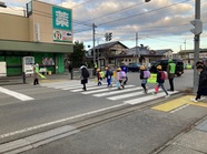 交通安全街頭啓発のようす