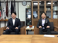 写真：柴橋岐阜市長と田中市長