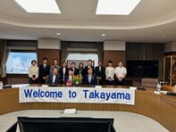 留学生市長訪問の様子