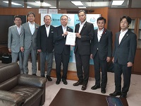 𠮷岡幹夫国土交通事務次官への提言活動の様子