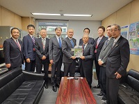 河川砂防整備促進に関する要望活動の様子