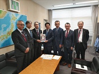 道路整備促進等に関する提言活動の様子