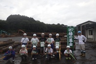 清見小学校の6年生が森林組合を見学しました。
