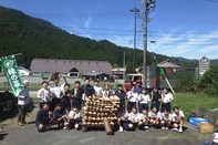 清見中学校の生徒が間伐を体験しました。