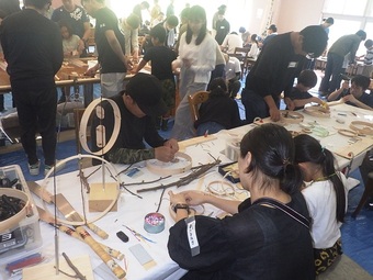 モビール作りの様子
