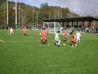 サッカー場完成式典の様子