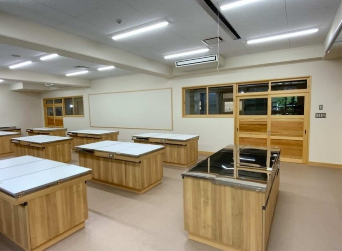 三枝小学校 家庭科室写真
