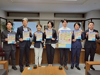 飛騨高山地域お仕事発見隊のみなさんと記念撮影