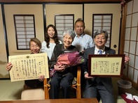 敬老のお祝いのようす